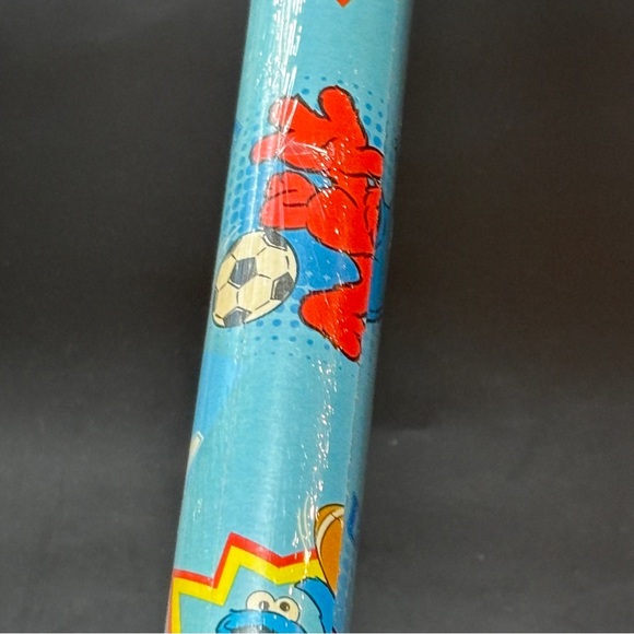 Vintage 2 Rolls Sesame Street Christmas Gift Wrap 25 sq ft Sealed USA 2014 - Picture 9 of 16